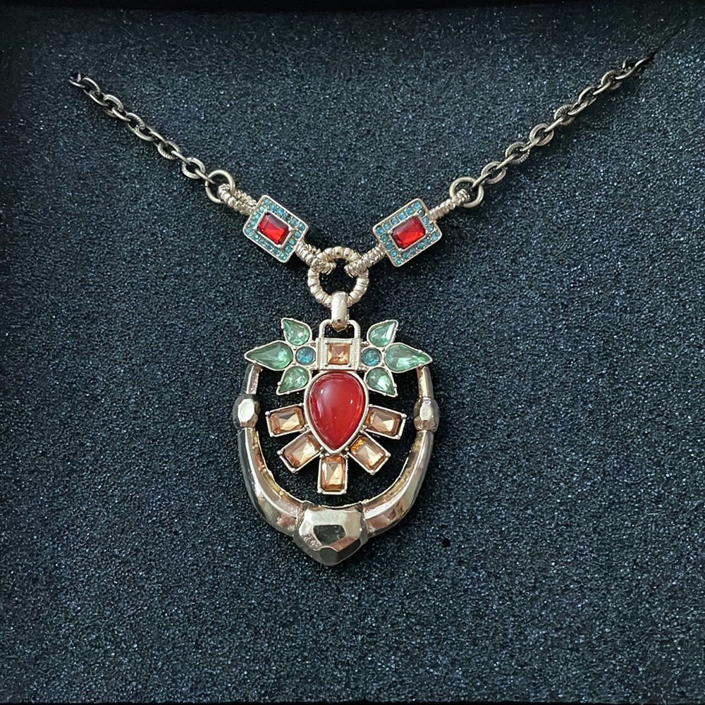Jewlelmint Egyptian revival style necklace new without tags - Picture 2 of 3